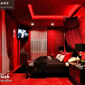 Hanz Megusta Ben Thanh Hotel